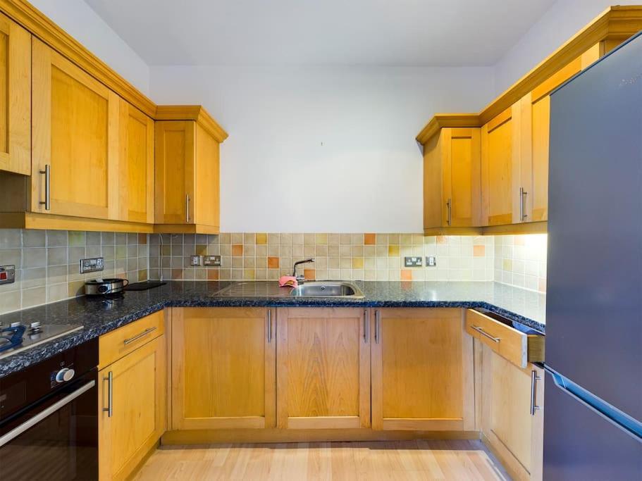 Luxury Apartment Челтенхам Экстерьер фото